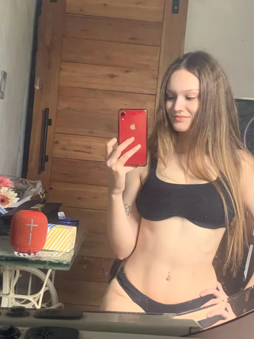 How does a black bikini look at my pale body?