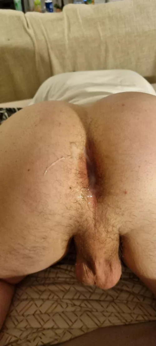 id like to take the load of every guy watching this ><