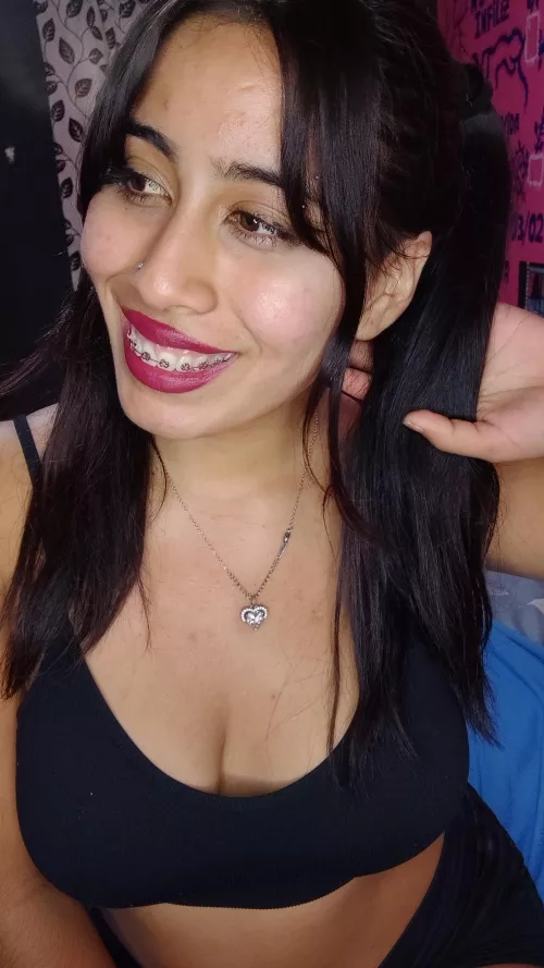 my top makes my tits bounce in training 😞