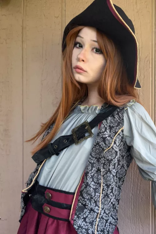 Nami (One Piece) by Nikki