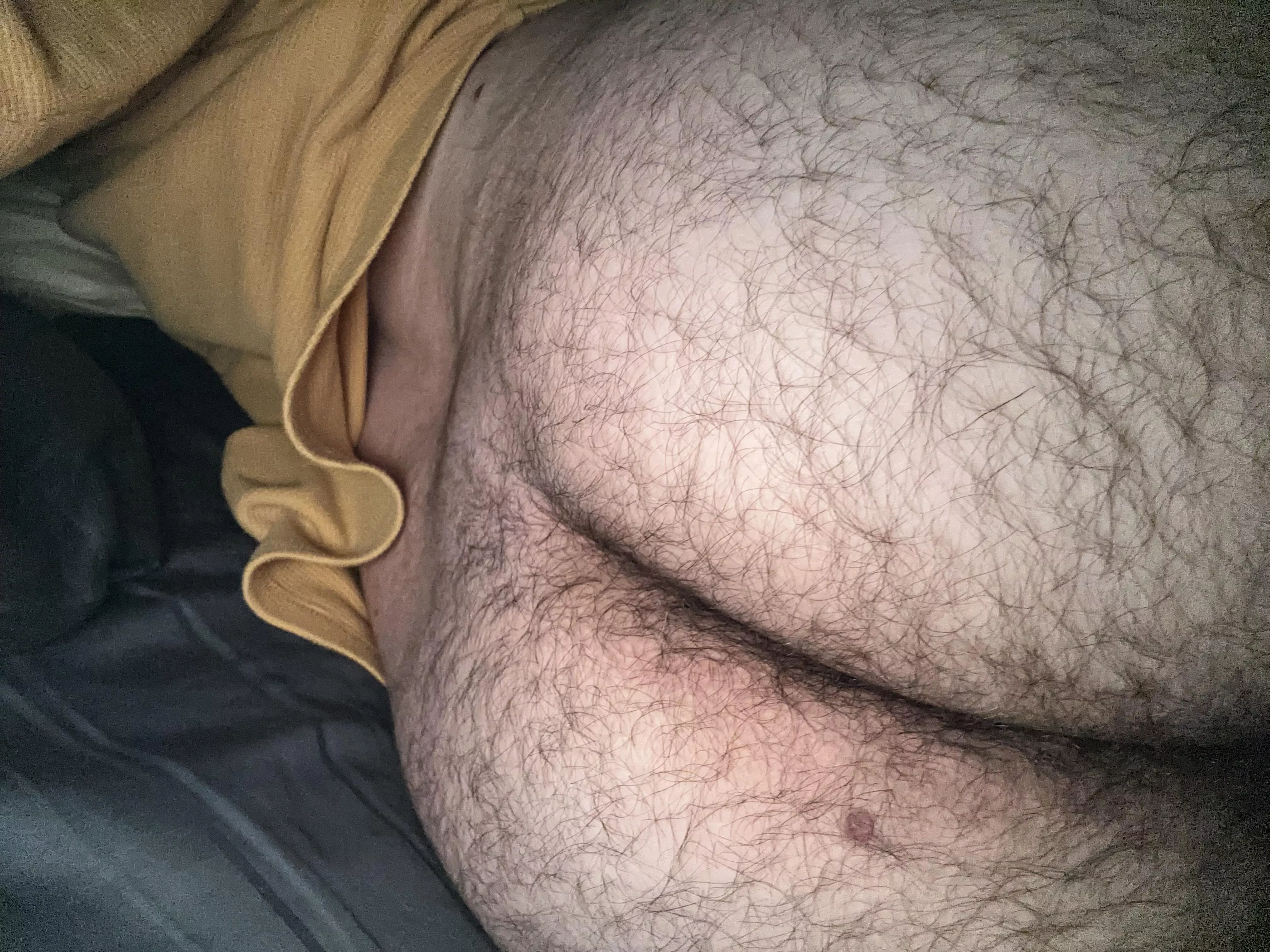 Self conscious first time poster :))