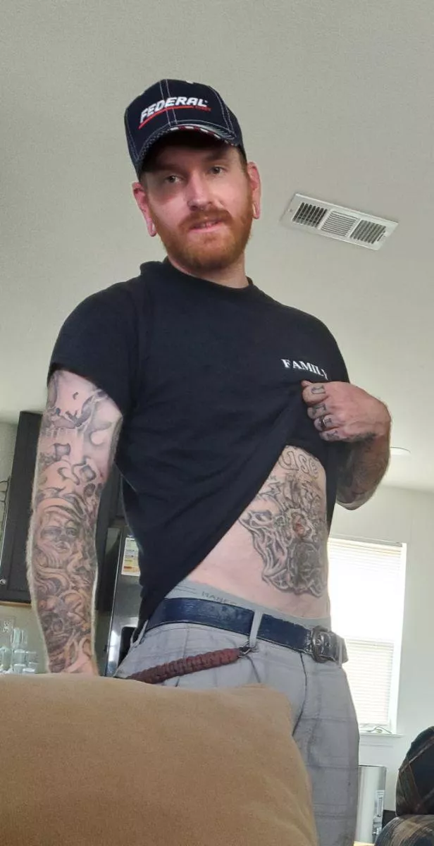 This heat is killing me! Maybe time to get into something less restricting😏