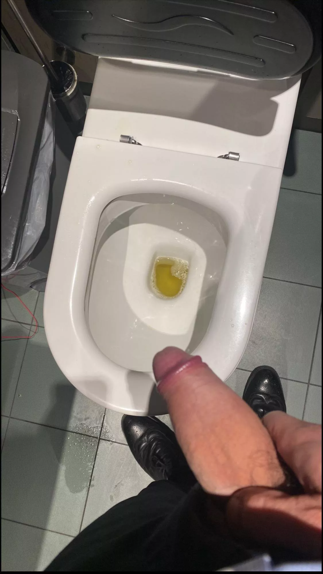 Working…Would you give me a hand..?