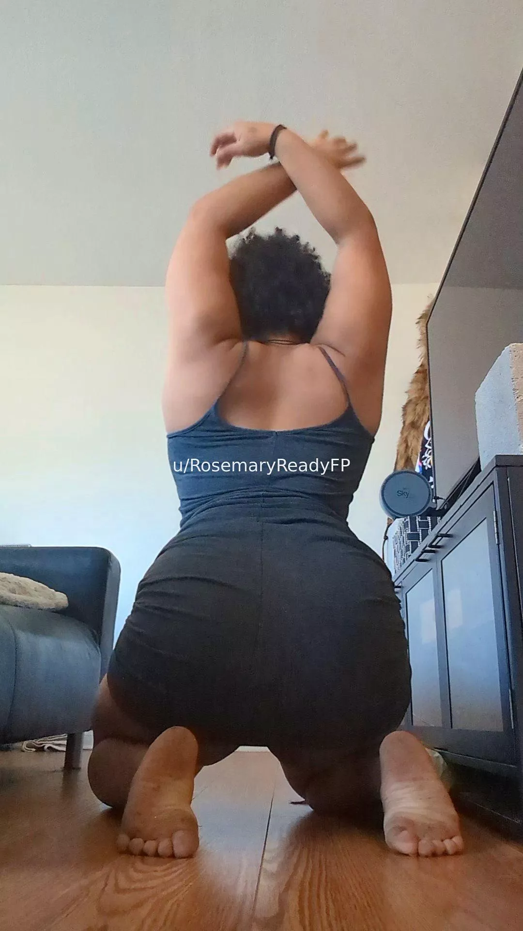 would you hold me up by my hands or my hair?