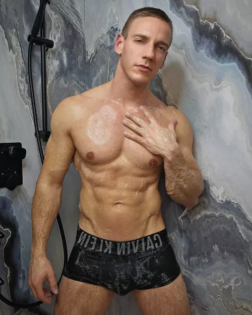 Would you wash me 😏💦..?