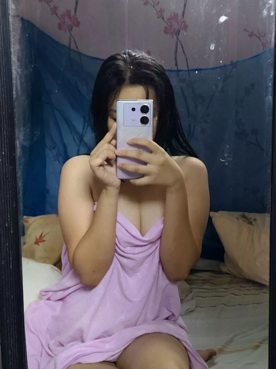 DM me if you think you'd want me to seduce your guy 