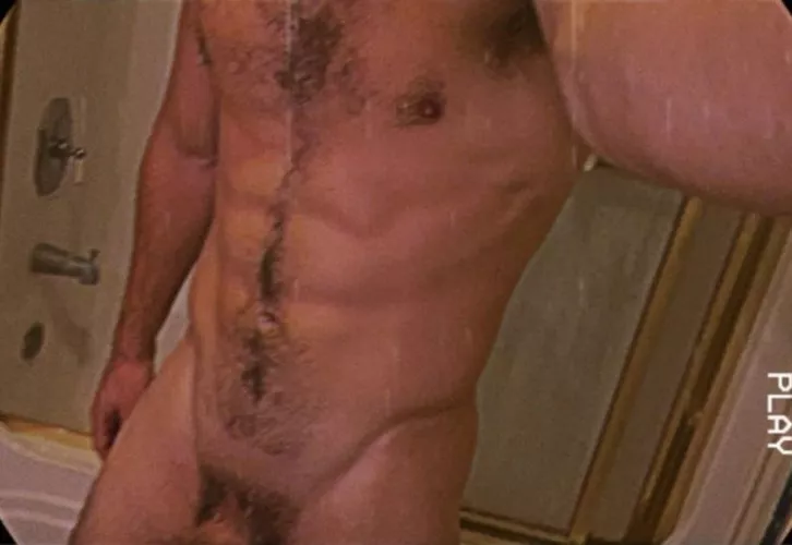 I like my little maintained bush👀