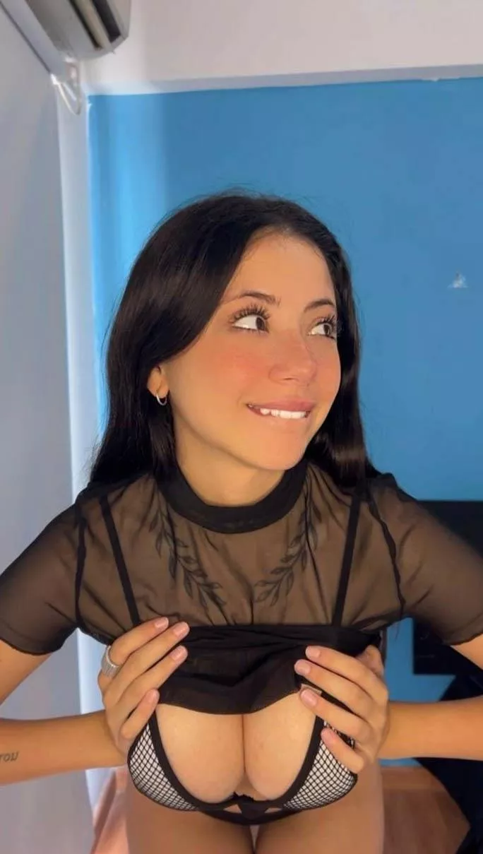 Is it okay to wear this in front of you tonight? 19F