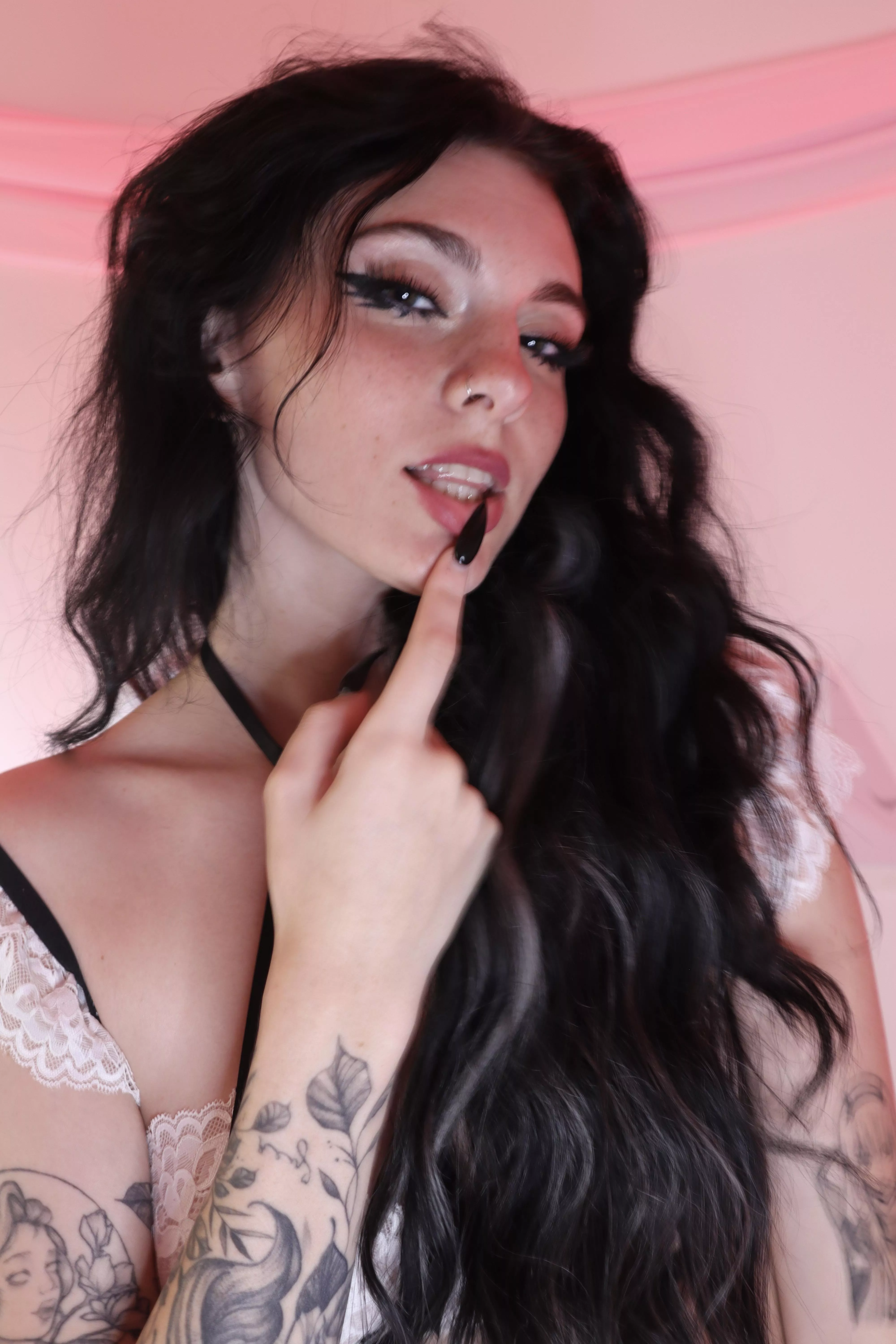 what kind of sexy selfies do you want to see, be honest