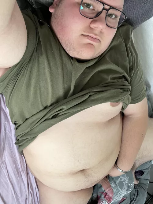 I am feeling lonely and horny rn wanna join me ?