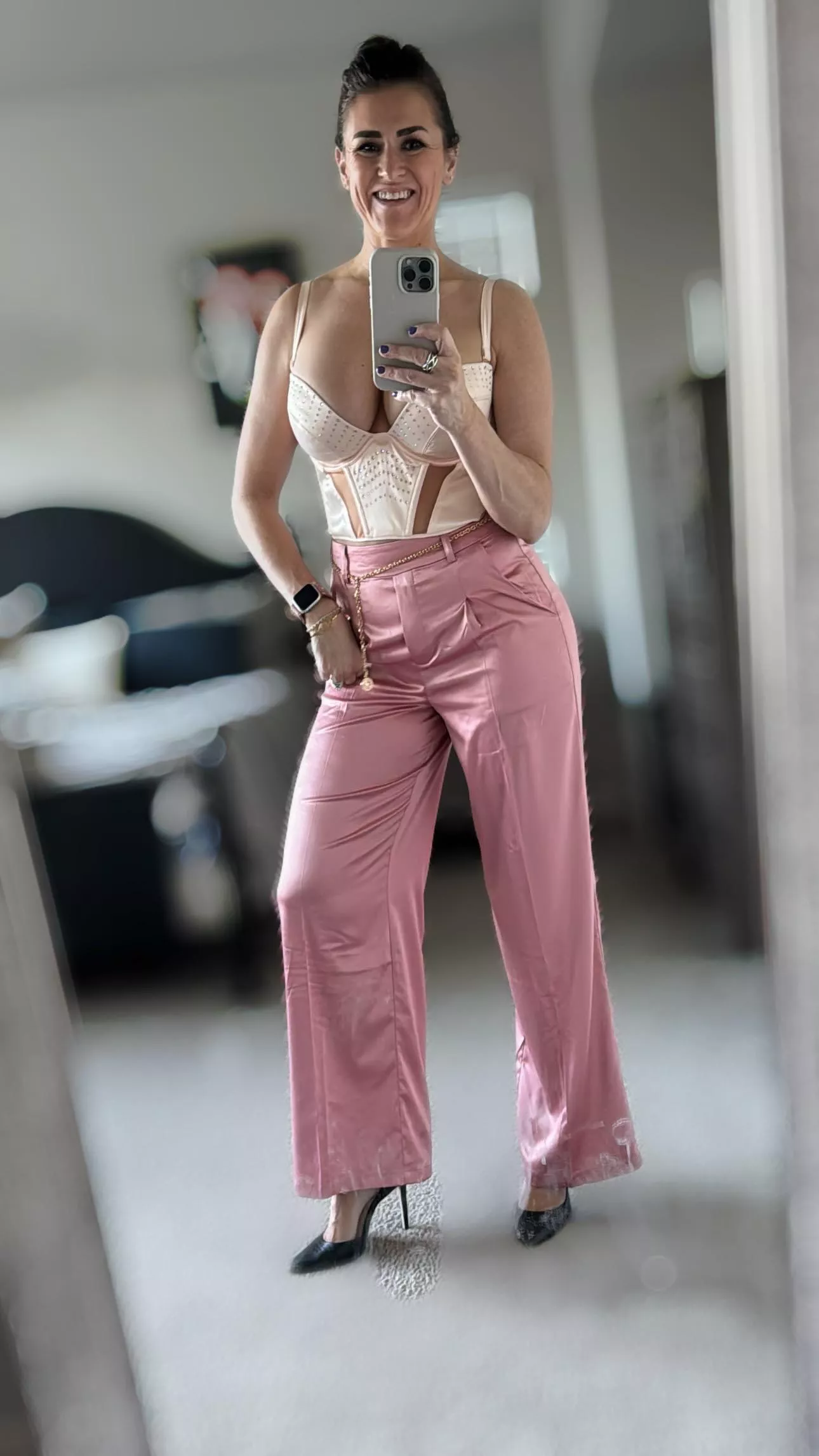 Mild outfit [F]or girls night