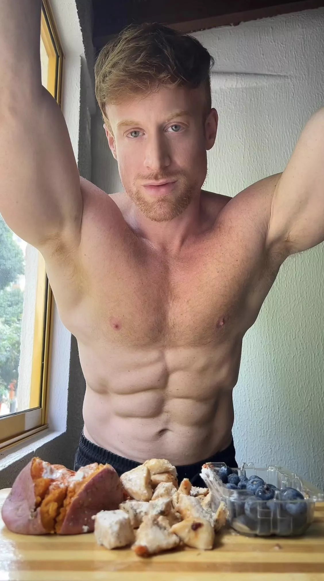 Attempt at a breakfast thirst trap 😂 is it working?