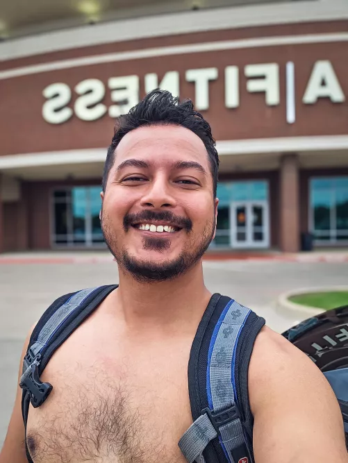 Excited for the weekend. Happy! What plans do you have? I'm making Japanese beef curry tonight.