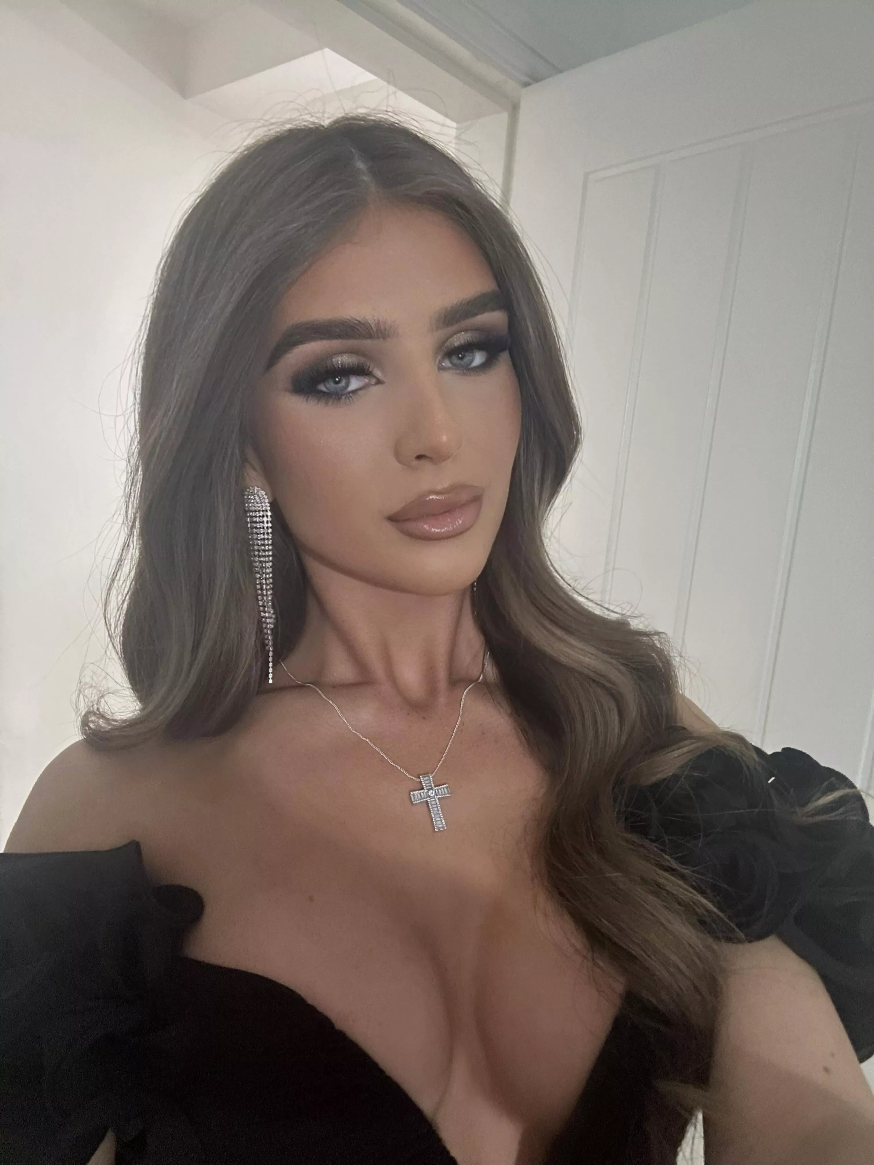 I've never felt more feminine 🖤