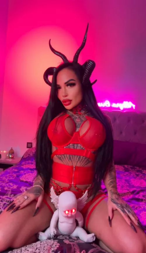 Lilith Cosplay from Diablo