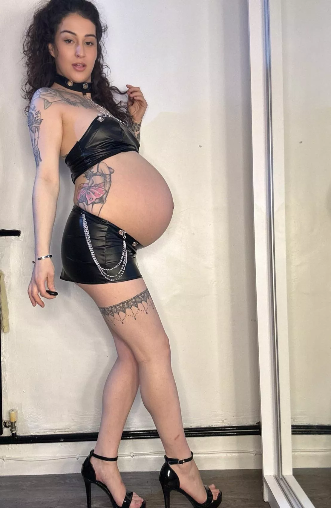 Pregnant, naughty, British, hot and horny!
