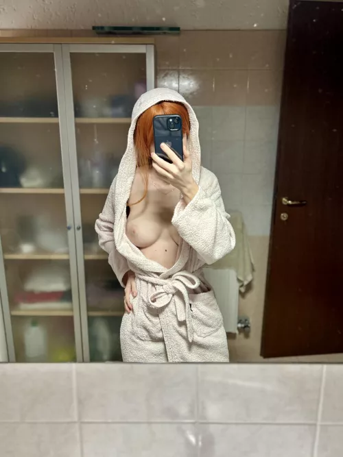 showing my teen boobs is always a pleasure