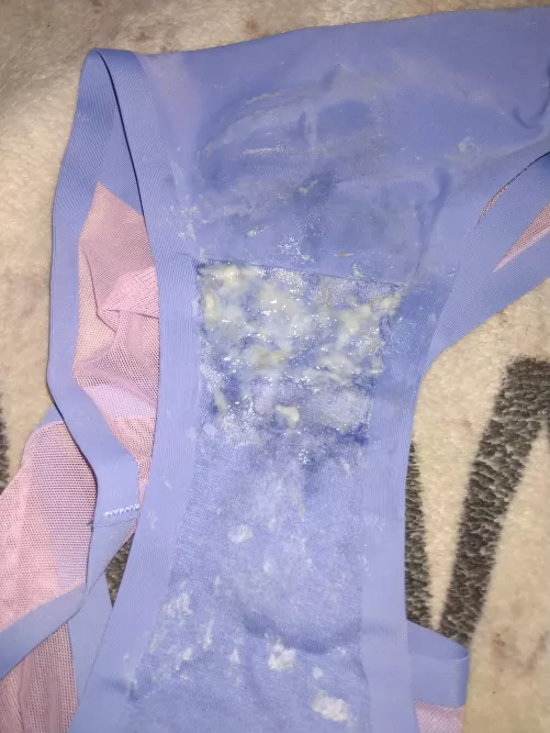 Six day wear priced at 5 day wear 😉 Today Only. Tracked shipping available all over the US and includes 2 photos of me wearing. 