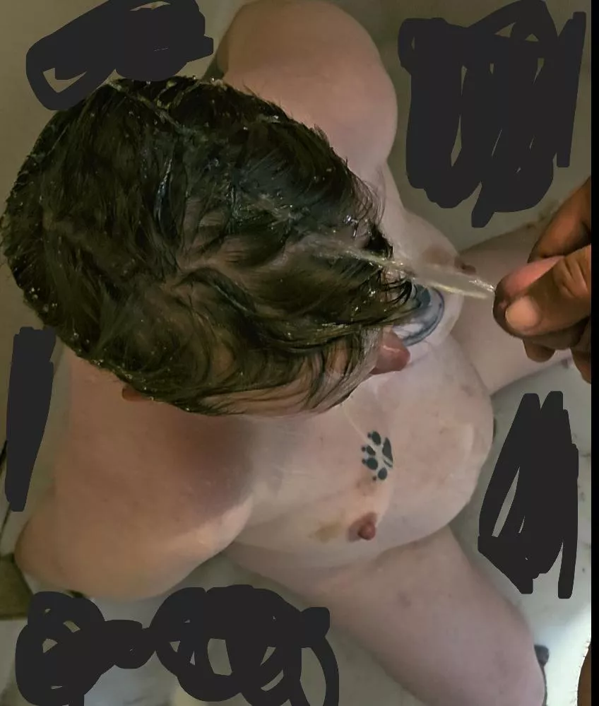 Her first golden 🚿 