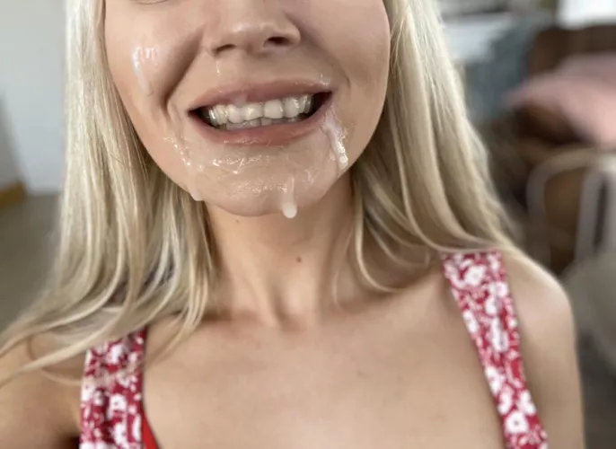 I’m happiest with cum all over my face 