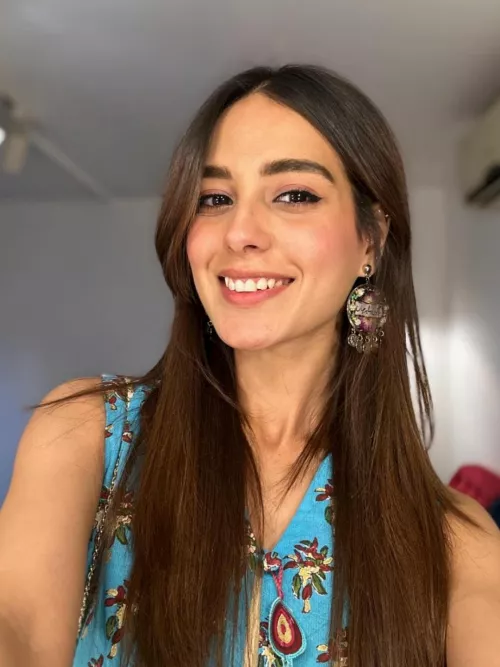 Iqra Aziz