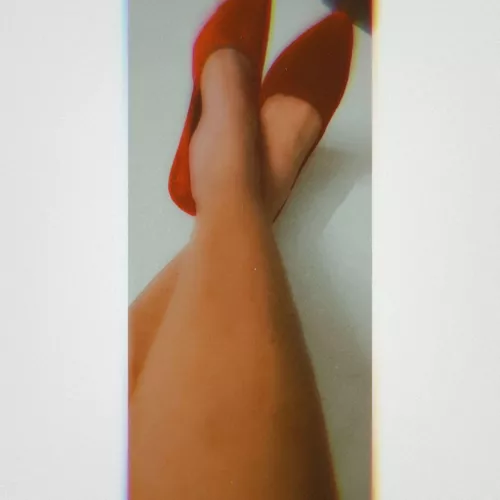 Mommy Material ❤️👠