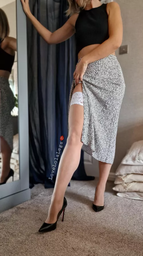 Secret stockings are the best type 👄