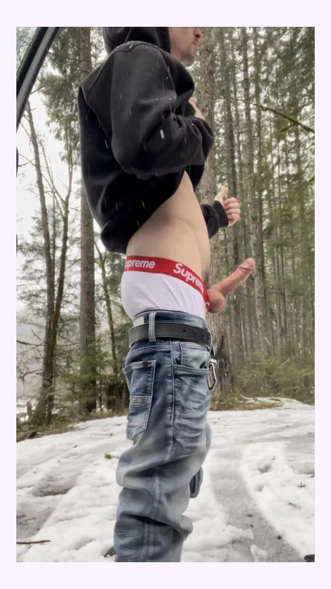 Would you pick me ul if you saw me hitchhiking? 👍🏻