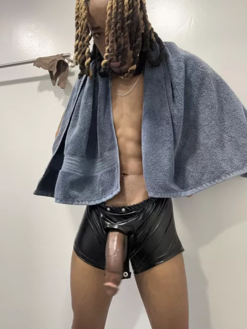 Buttons not holding this back