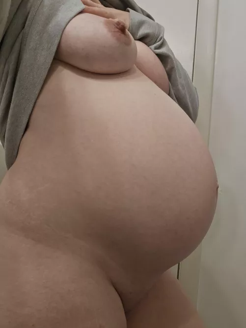 I want someone to breed me 😩