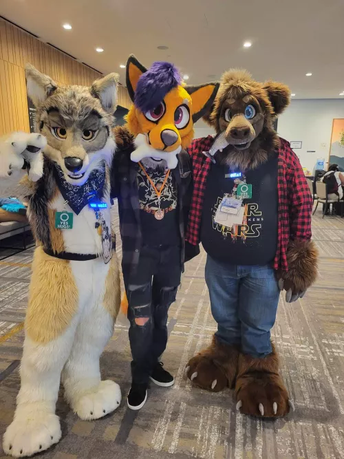 Keeping up on one new fursuit picture a day heh