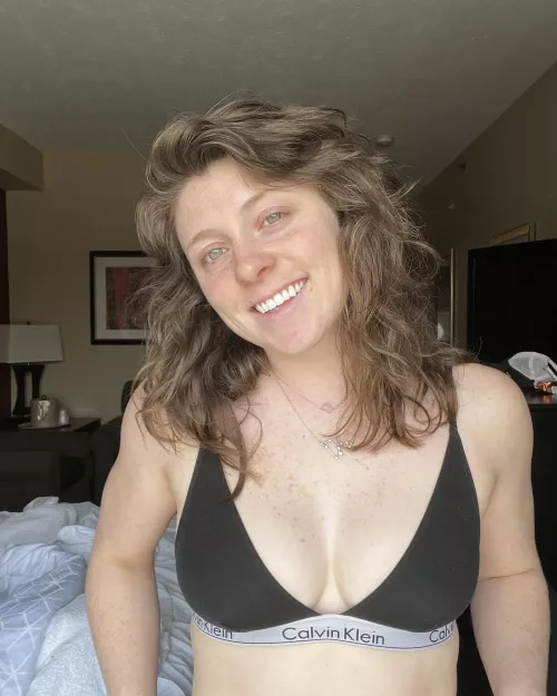 New here! Nice to meet ya! [f]