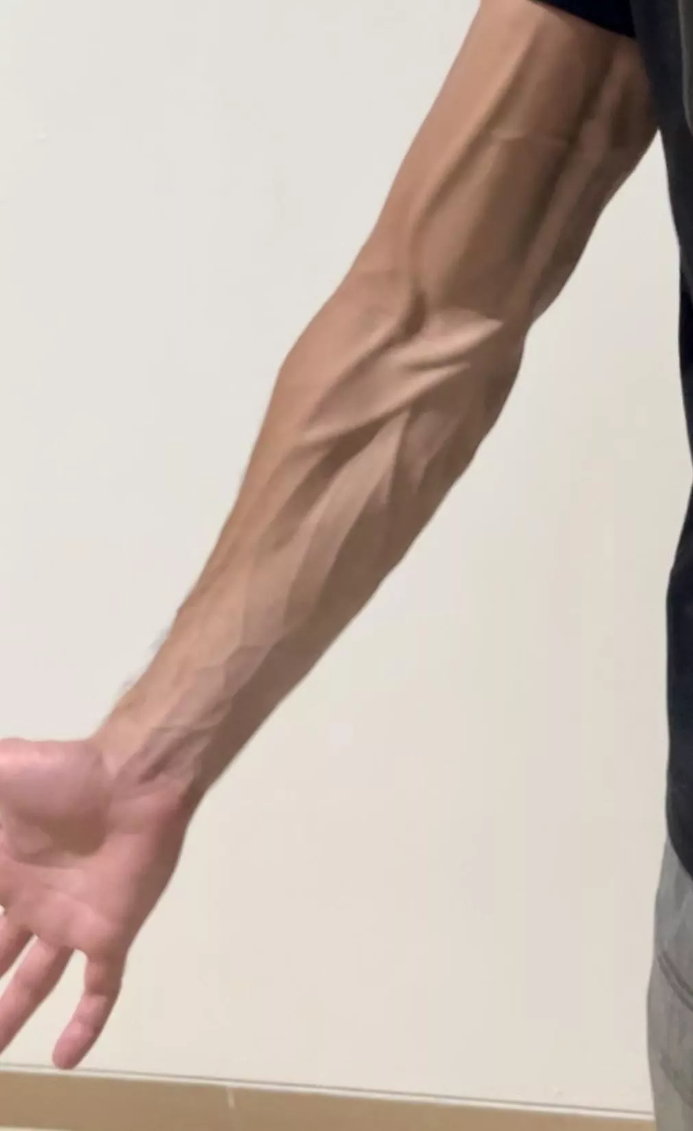 Roadmap veins leading to a cutie’s house on my arm 🥰😈