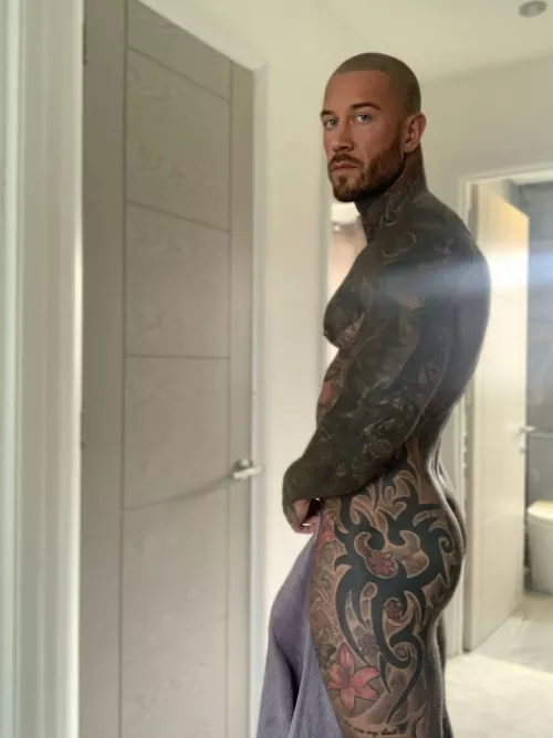 Ever seen tattooed ass before? It's okay if you haven't.