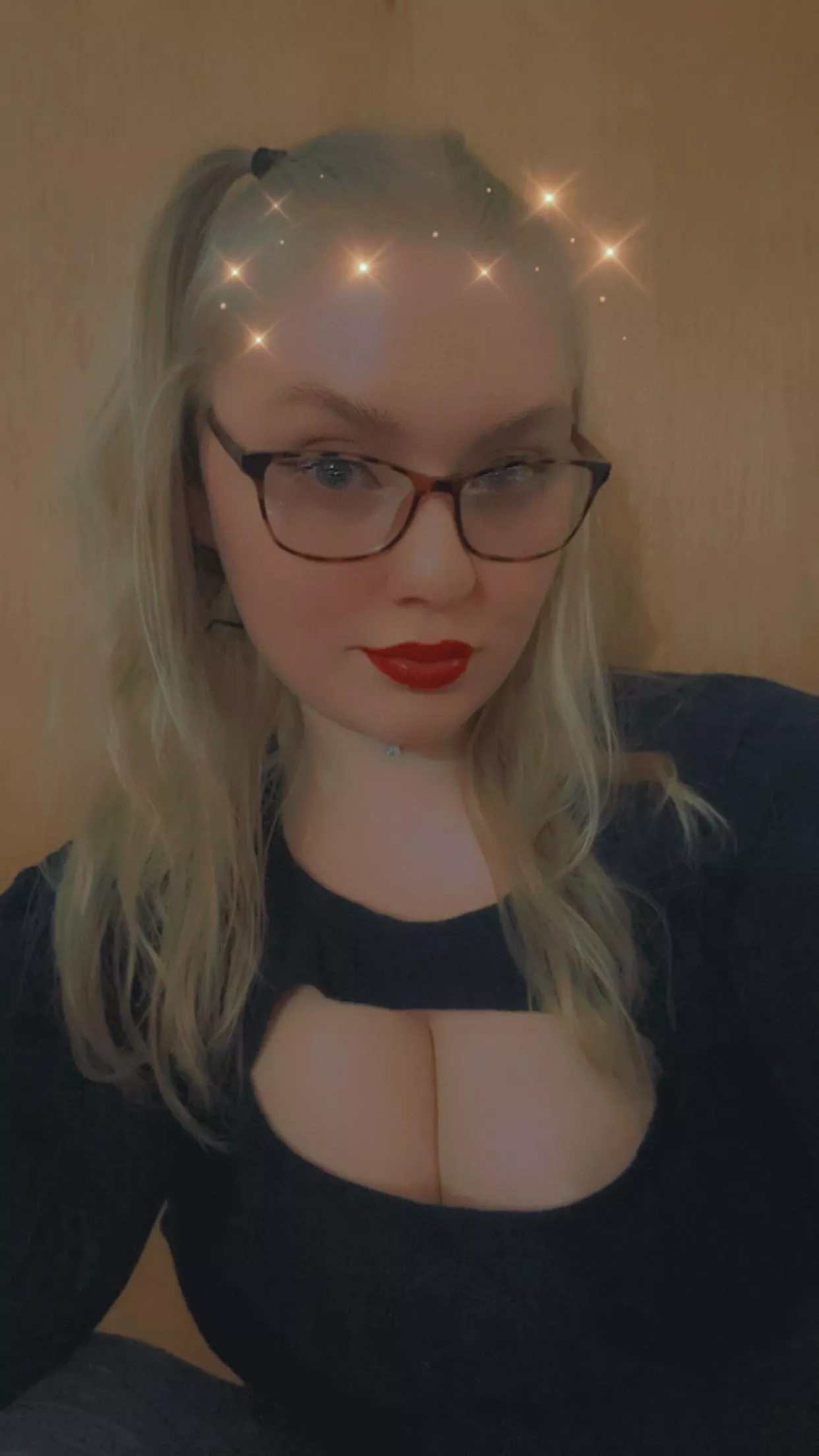 how does my shirt look!? ₊˚⊹♡