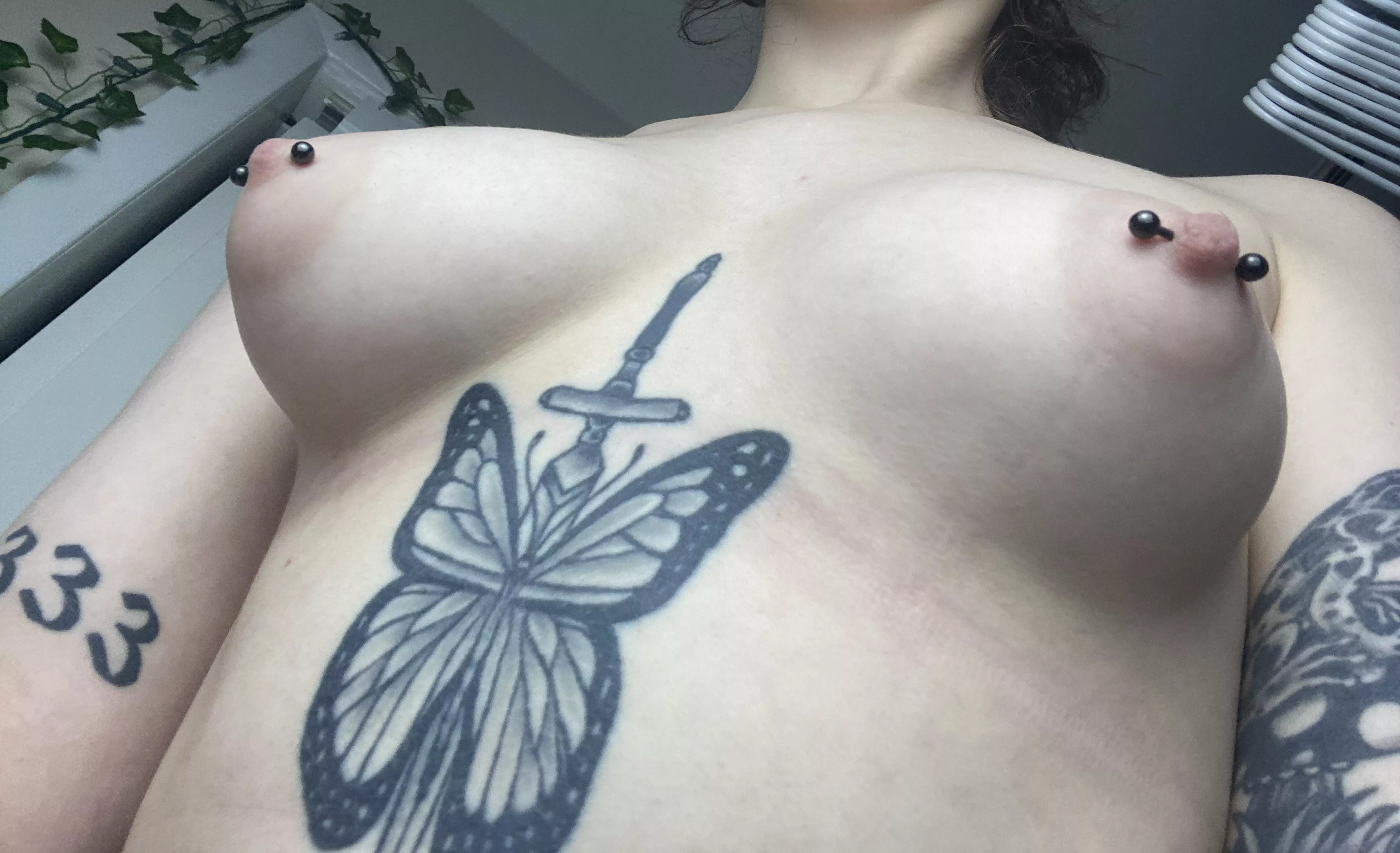 I know you wanna see my perfectly pointy tits bouncing while you 