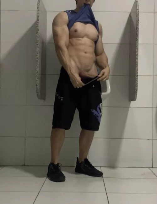 I was body checking in the gym bathroom and almost got caught 🫢