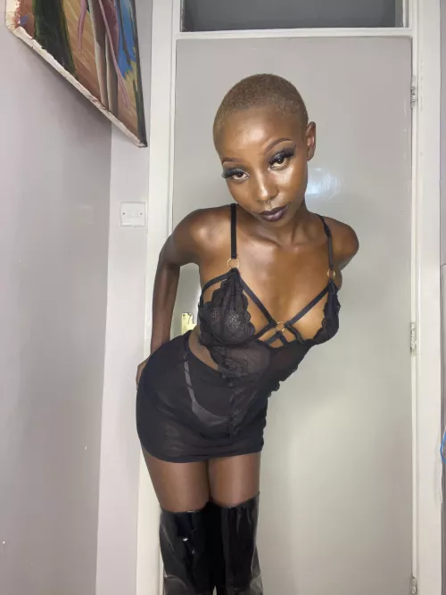 If you had to choose, would this be the perfect outfit for our first date?