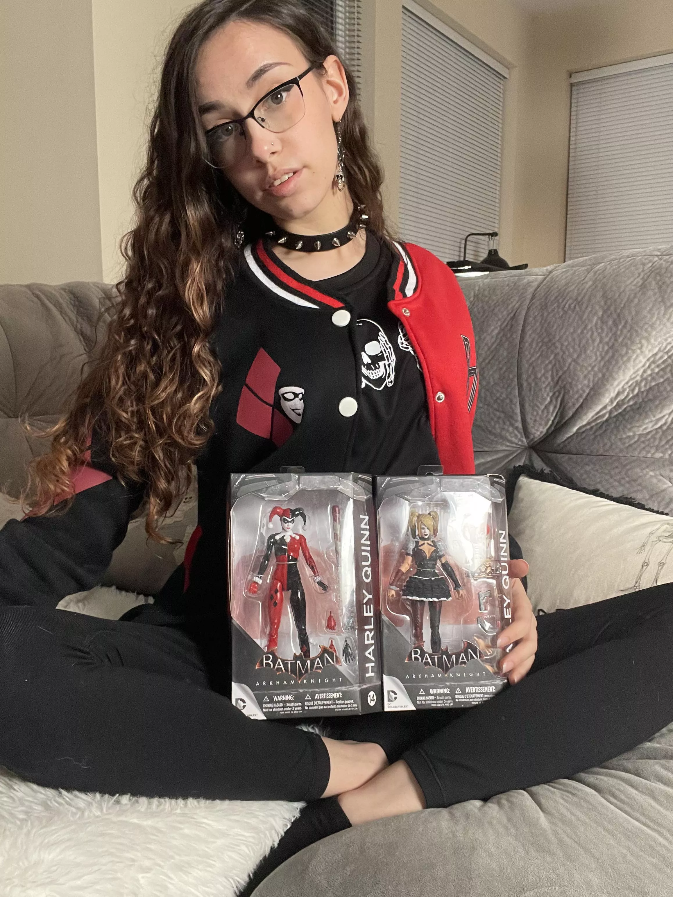 Im a HUGE Harley Quinn fan. Who’s your favorite villain 👀 [F]