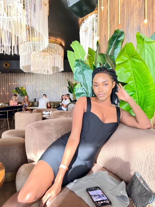 Let me take your breath away with my body