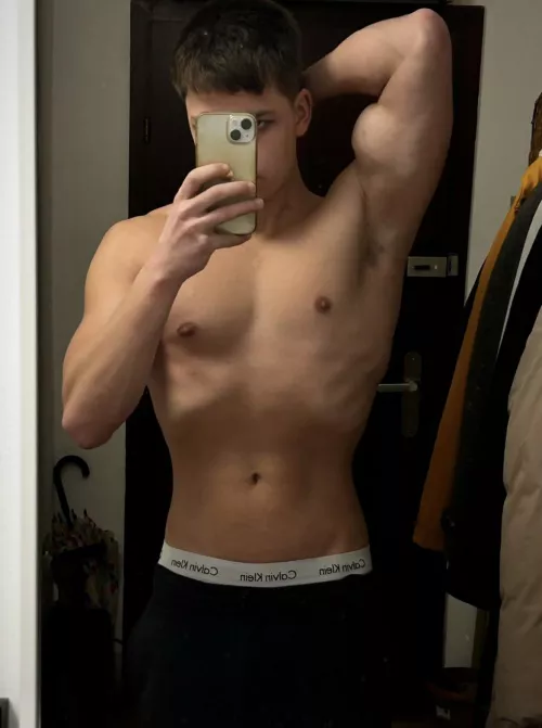 My pit is waiting for your tongue 