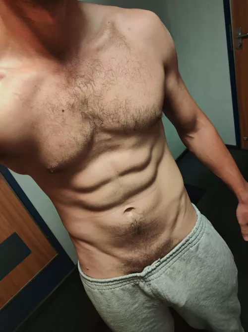 Think I need some boxers under these!