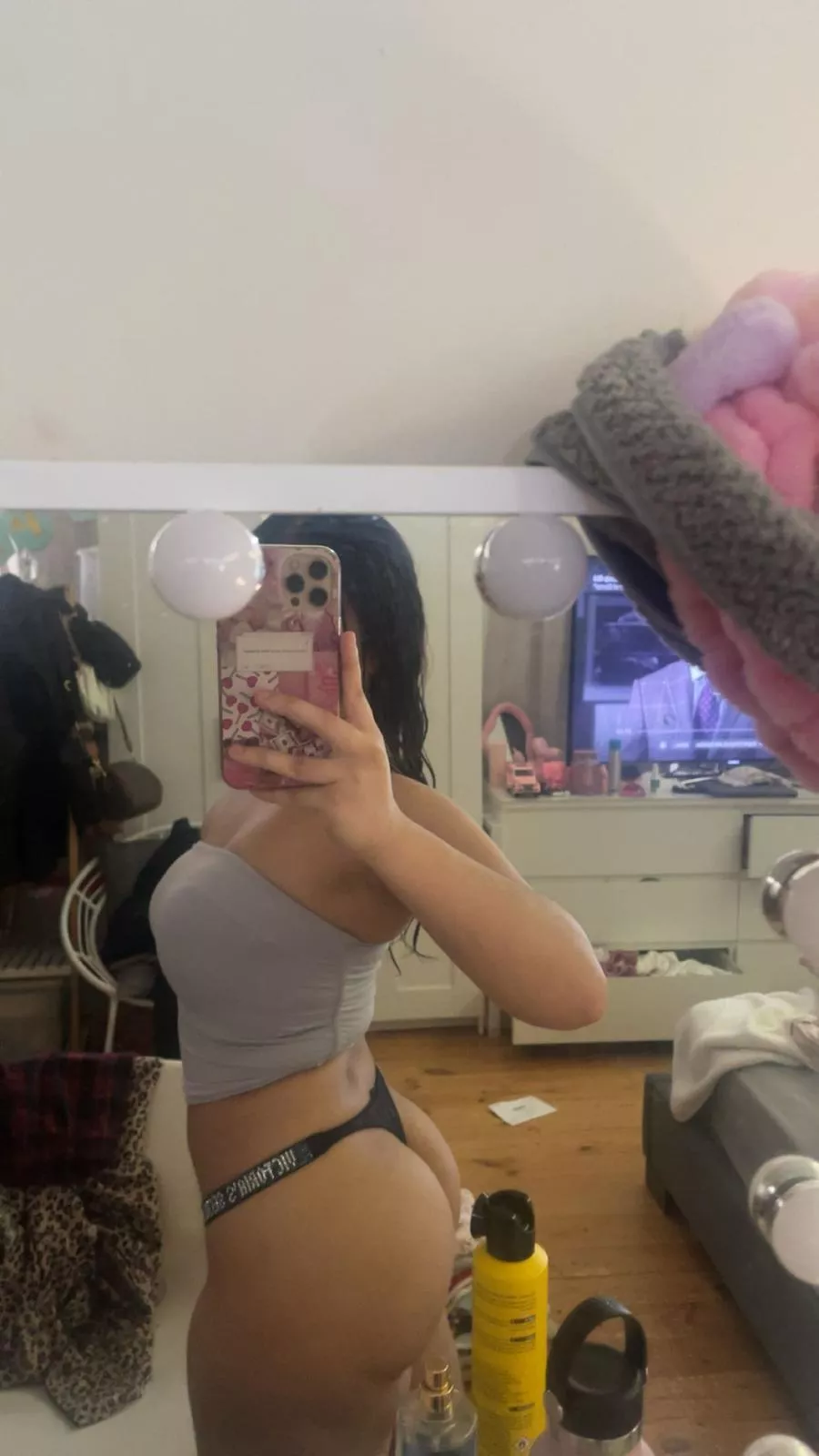 U smashing or passing me?