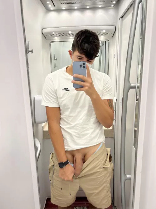 Who is gonna help him getting hard? 🍆