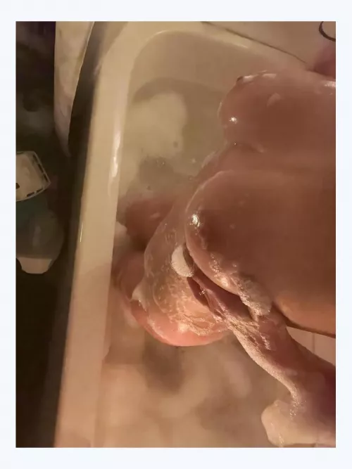 Pet’s get dirty together