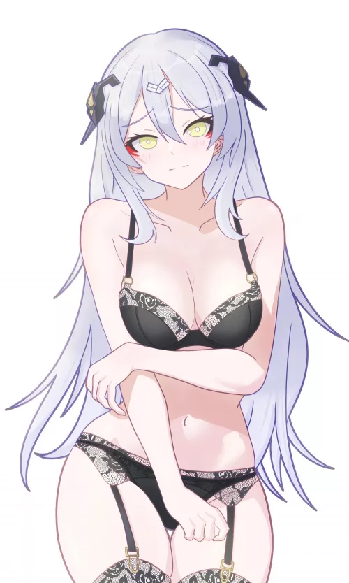 Tareus in lingerie