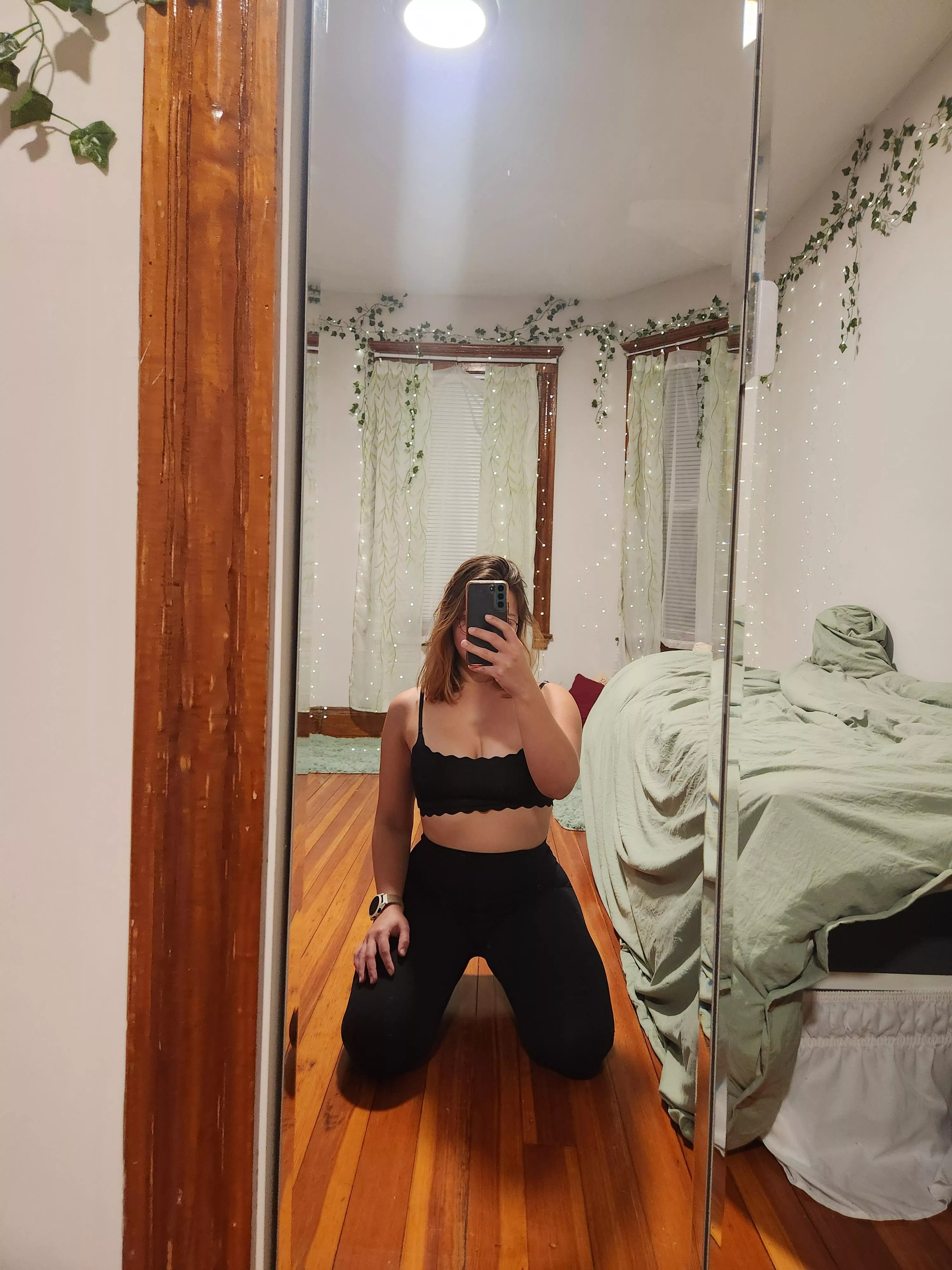 Workout clothes are the best [F]or teasing... 