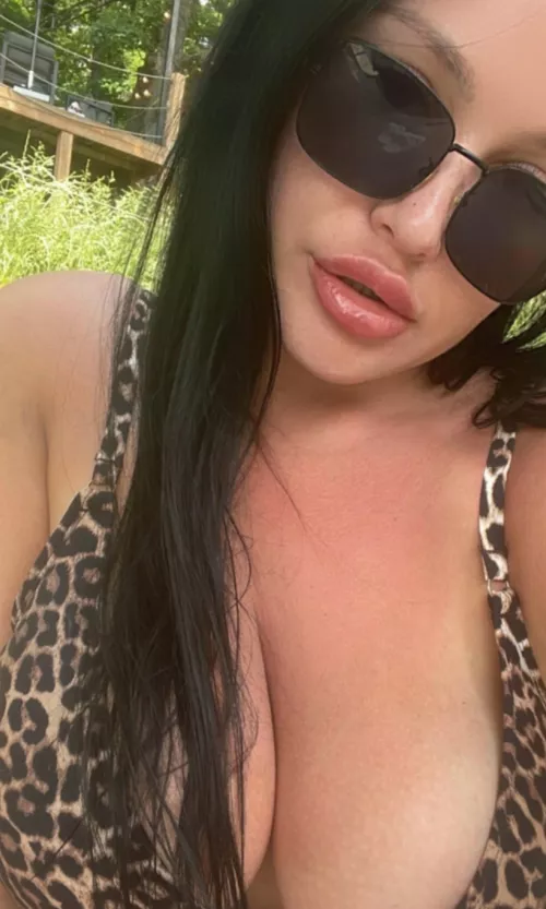 Can I convince you to bang me twice a day ?