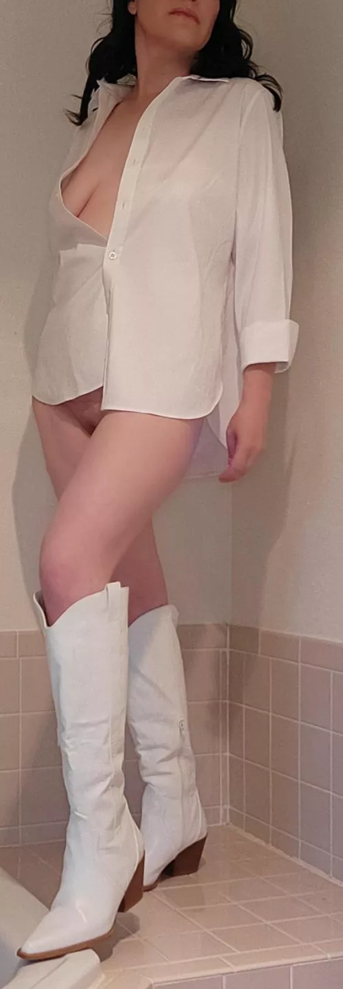 Cowgirls do it better 