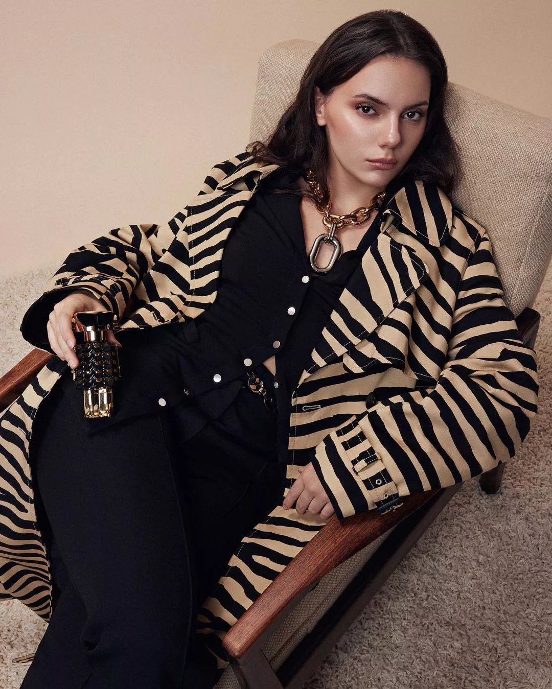 Dafne Keen for rabanne perfume